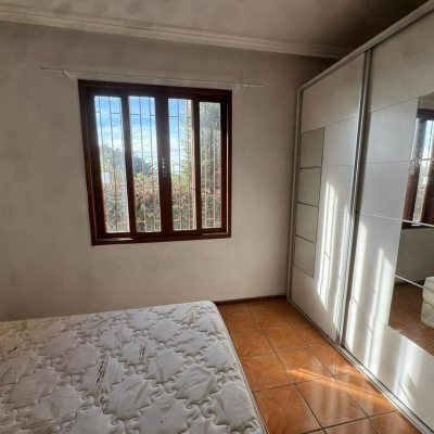 Casa Residencial com 128m², 4 quartos, 2 suítes, 2 garagens, no bairro Jardim Atlântico em Florianópolis