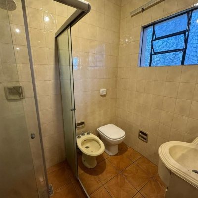 Casa Residencial com 128m², 4 quartos, 2 suítes, 2 garagens, no bairro Jardim Atlântico em Florianópolis