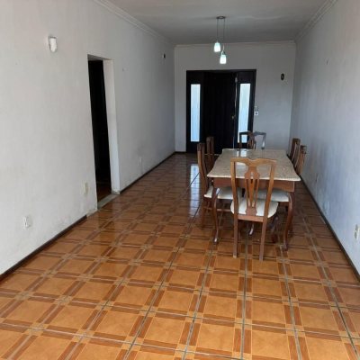 Casa Residencial com 128m², 4 quartos, 2 suítes, 2 garagens, no bairro Jardim Atlântico em Florianópolis