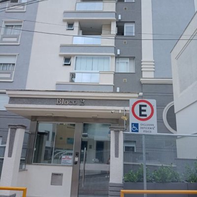 Apartamentos com 63m², 2 quartos, 1 suíte, 1 garagem, no bairro Agronômica em Florianópolis