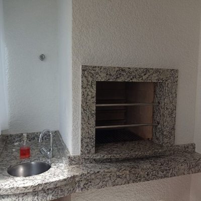 Apartamentos com 63m², 2 quartos, 1 suíte, 1 garagem, no bairro Agronômica em Florianópolis