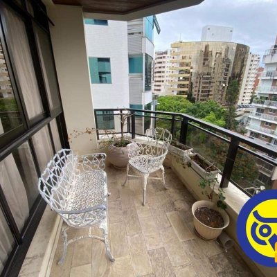 Apartamentos com 214m², 3 quartos, 3 suítes, 2 garagens, no bairro Centro em Florianópolis