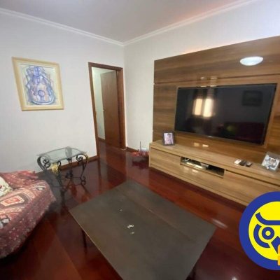 Apartamentos com 214m², 3 quartos, 3 suítes, 2 garagens, no bairro Centro em Florianópolis