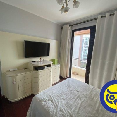 Apartamentos com 214m², 3 quartos, 3 suítes, 2 garagens, no bairro Centro em Florianópolis