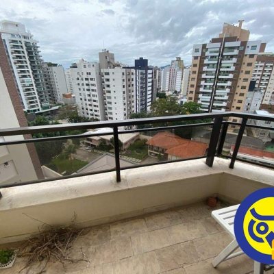 Apartamentos com 214m², 3 quartos, 3 suítes, 2 garagens, no bairro Centro em Florianópolis