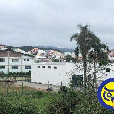 Galpao/Deposito com 804m², no bairro Forquilhas em São José