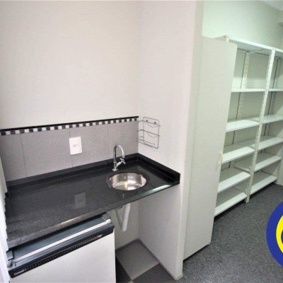 Sala com 50m², no bairro Centro em Florianópolis