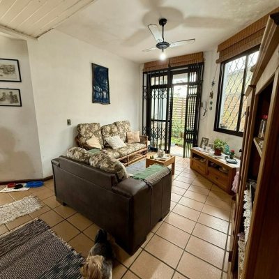 Apartamentos com 90m², 3 quartos, 1 suíte, 1 garagem, no bairro Canasvieiras em Florianópolis