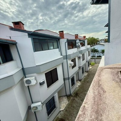 Apartamentos com 90m², 3 quartos, 1 suíte, 1 garagem, no bairro Canasvieiras em Florianópolis