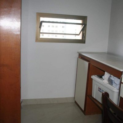 Apartamentos com 264m², 4 quartos, 2 suítes, 2 garagens, no bairro Agronômica em Florianópolis