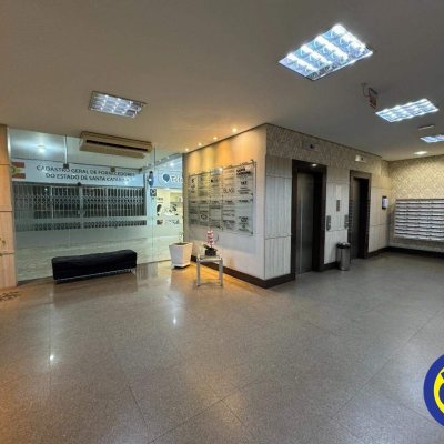 Sala com 47m², no bairro Centro em Florianópolis