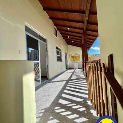 Casa Residencial com 239m², 4 quartos, 2 suítes, 2 garagens, no bairro Jardim Atlântico em Florianópolis