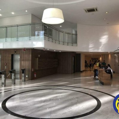 Sala com 32m², 1 garagem, no bairro Itacorubi em Florianópolis