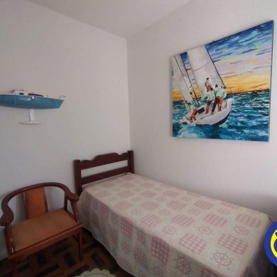 Casa Residencial com 330m², 5 quartos, 2 garagens, no bairro Balneário em Florianópolis