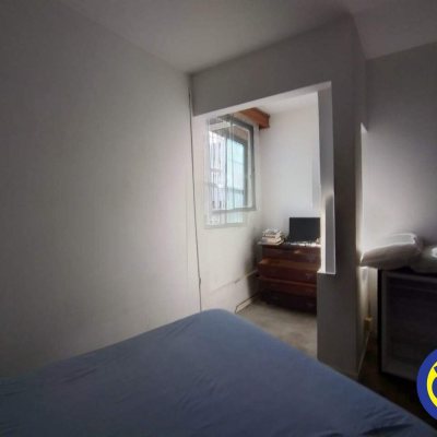 Casa Residencial com 330m², 5 quartos, 2 garagens, no bairro Balneário em Florianópolis