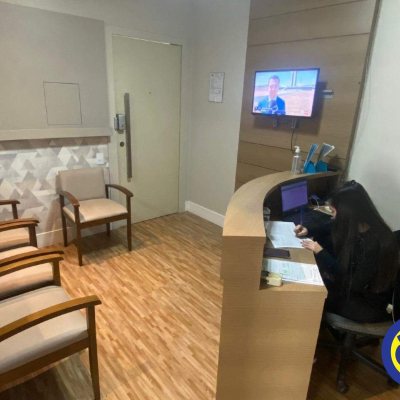 Sala com 54m², 1 garagem, no bairro Centro em Florianópolis