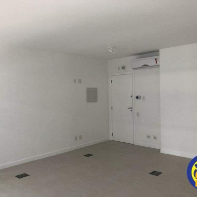 Sala com 35m², 1 garagem, no bairro Itacorubi em Florianópolis