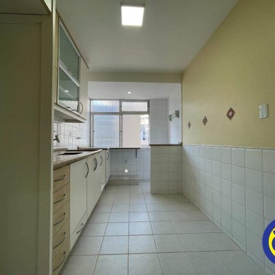 Apartamentos com 64m², 2 quartos, 1 garagem, no bairro Centro em Florianópolis