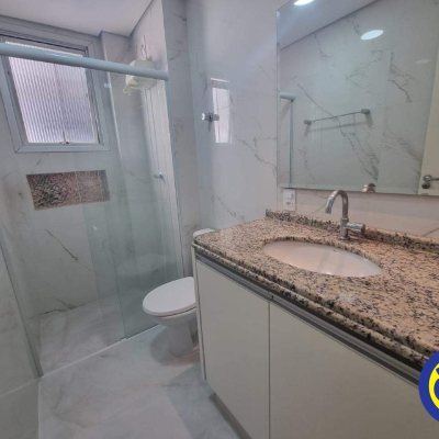 Apartamentos com 64m², 2 quartos, 1 garagem, no bairro Centro em Florianópolis