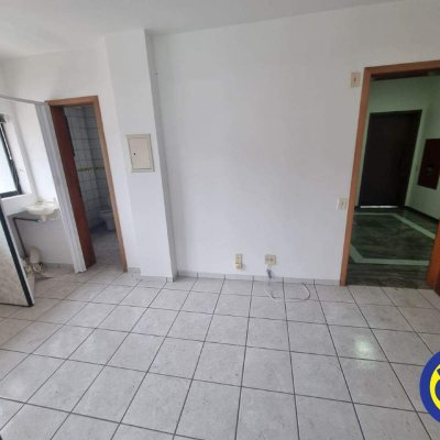 Sala com 42m², 1 garagem, no bairro Centro em Florianópolis