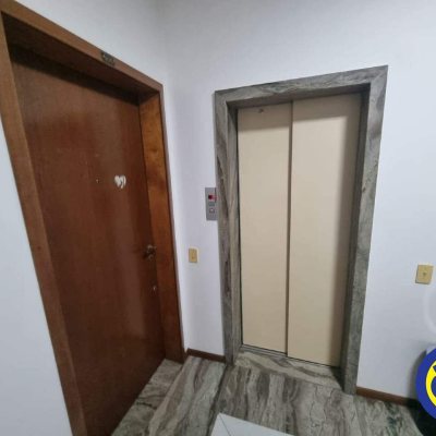 Sala com 42m², 1 garagem, no bairro Centro em Florianópolis
