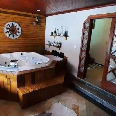 Casa Residencial com 289m², 4 quartos, 3 suítes, 2 garagens, no bairro Jardim Atlântico em Florianópolis