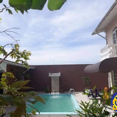 Casa Residencial com 289m², 4 quartos, 3 suítes, 2 garagens, no bairro Jardim Atlântico em Florianópolis