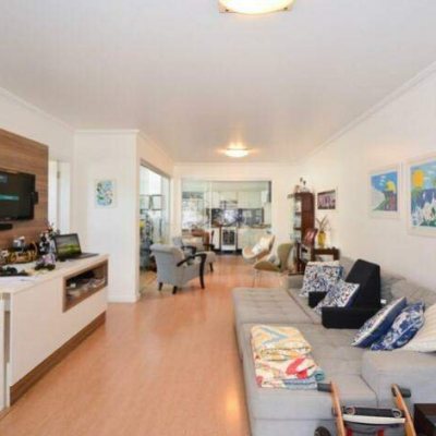 Apartamentos com 279m², 3 quartos, 1 suíte, 2 garagens, no bairro Centro em Florianópolis