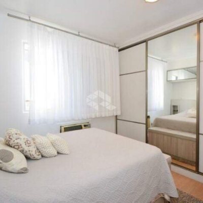 Apartamentos com 279m², 3 quartos, 1 suíte, 2 garagens, no bairro Centro em Florianópolis