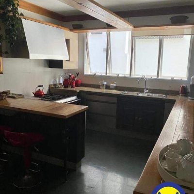 Apartamentos com 250m², 3 quartos, 2 suítes, 2 garagens, no bairro Centro em Florianópolis