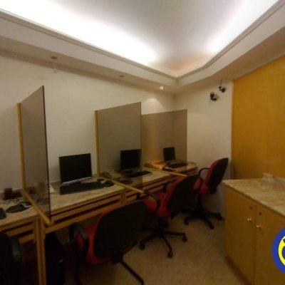 Sala com 58m², 1 garagem, no bairro Centro em Florianópolis