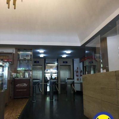 Sala com 58m², 1 garagem, no bairro Centro em Florianópolis