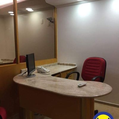 Sala com 58m², 1 garagem, no bairro Centro em Florianópolis