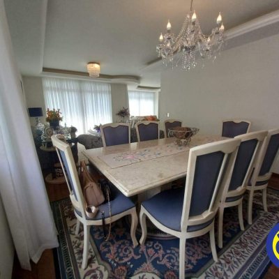 Apartamentos com 178m², 4 quartos, 1 suíte, 2 garagens, no bairro Agronômica em Florianópolis