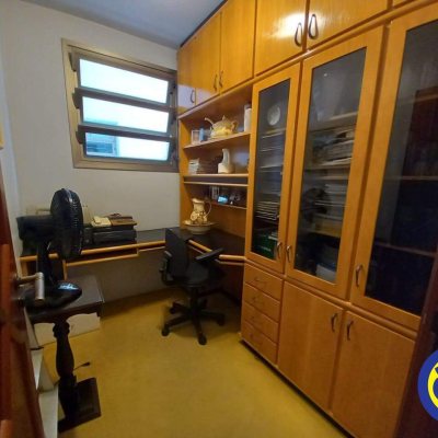 Apartamentos com 178m², 4 quartos, 1 suíte, 2 garagens, no bairro Agronômica em Florianópolis