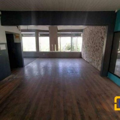 Casa Comercial com 582m², no bairro Centro em Florianópolis