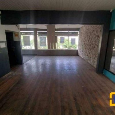 Casa Comercial com 582m², no bairro Centro em Florianópolis