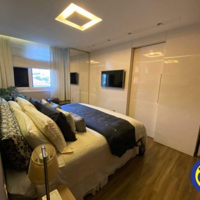 Apartamentos com 290m², 4 quartos, 3 suítes, 2 garagens, no bairro Beira Mar em Florianópolis