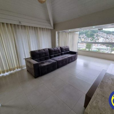 Cobertura com 162m², 3 quartos, 1 suíte, 1 garagem, no bairro Centro em Florianópolis