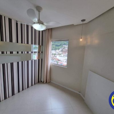 Cobertura com 162m², 3 quartos, 1 suíte, 1 garagem, no bairro Centro em Florianópolis
