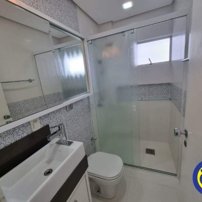 Cobertura com 162m², 3 quartos, 1 suíte, 1 garagem, no bairro Centro em Florianópolis