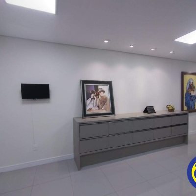 Sala com 53m², 1 garagem, no bairro Agronômica em Florianópolis
