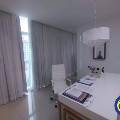 Sala com 53m², 1 garagem, no bairro Agronômica em Florianópolis