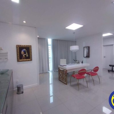 Sala com 53m², 1 garagem, no bairro Agronômica em Florianópolis