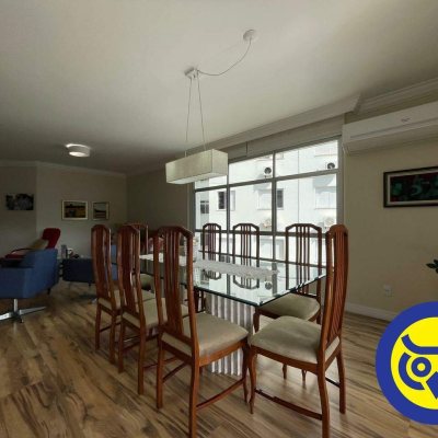 Apartamentos com 209m², 3 quartos, 1 suíte, 2 garagens, no bairro Itacorubi em Florianópolis