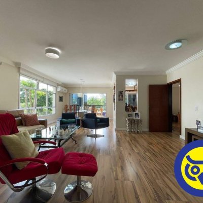 Apartamentos com 209m², 3 quartos, 1 suíte, 2 garagens, no bairro Itacorubi em Florianópolis