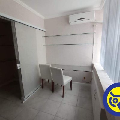 Sala com 42m², 1 garagem, no bairro Centro em Florianópolis