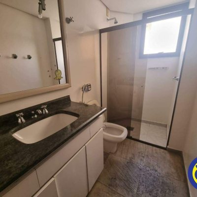 Apartamentos com 171m², 4 quartos, 2 suítes, 2 garagens, no bairro Centro em Florianópolis
