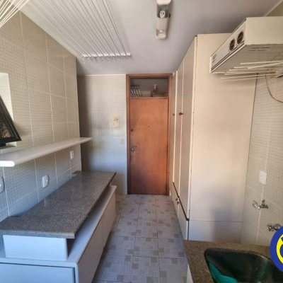 Apartamentos com 171m², 4 quartos, 2 suítes, 2 garagens, no bairro Centro em Florianópolis