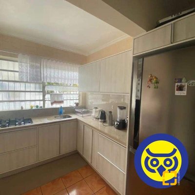 Casa Residencial com 280m², 3 quartos, 2 suítes, 1 garagem, no bairro Itaguaçu em Florianópolis